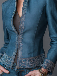 Blazer ajusté à col montant brodé de style vintage
