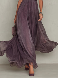 Ambre | Robe longue violette avec découpe goutte d'eau et bordure en dentelle de mousseline